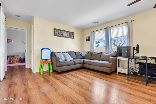 26 Bayberry Drive, Lanoka Harbor, NJ 08734