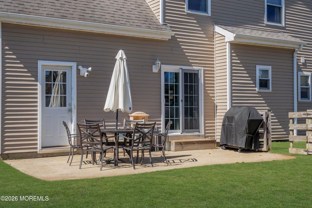26 Bayberry Drive, Lanoka Harbor, NJ 08734