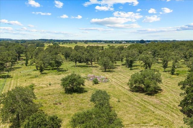 6900 Waldeck Cemetery Road, Round Top, TX 78954