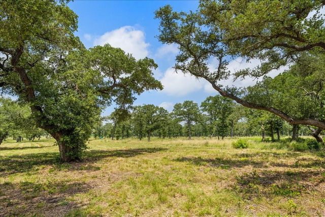 6900 Waldeck Cemetery Road, Round Top, TX 78954