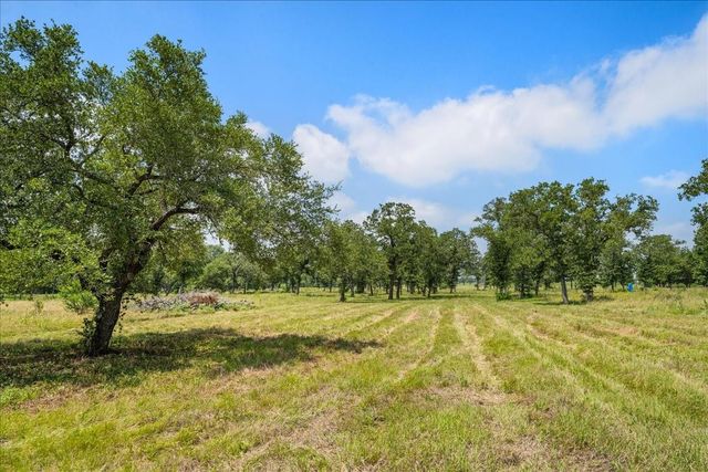 6900 Waldeck Cemetery Road, Round Top, TX 78954