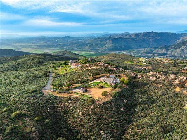 19894 Via Vista Grande, Ramona, CA 92065