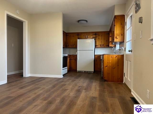 9840 Leitchfield Road, Cecilia, KY 42724