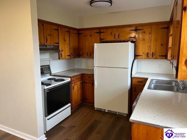 9840 Leitchfield Road, Cecilia, KY 42724