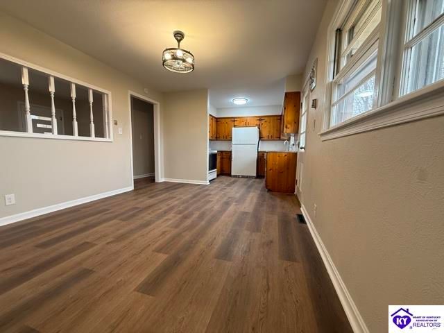 9840 Leitchfield Road, Cecilia, KY 42724