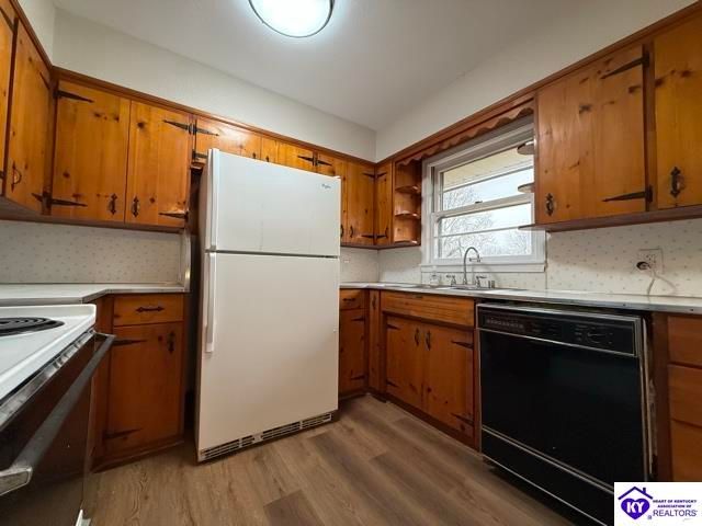 9840 Leitchfield Road, Cecilia, KY 42724