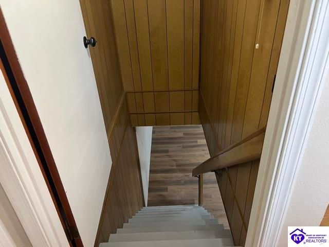 9840 Leitchfield Road, Cecilia, KY 42724