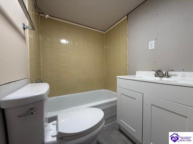 9840 Leitchfield Road, Cecilia, KY 42724