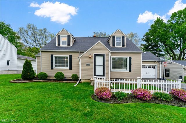 158 Callahan Road, Canfield, OH 44406