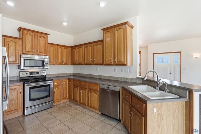 14975 BACK COUNTRY TRAIL, Rapid City, SD 57703