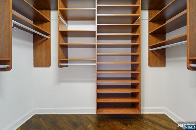 6210 City Place, Edgewater, NJ 07020