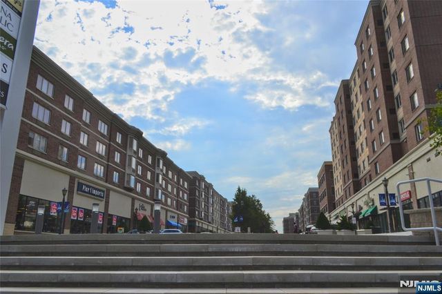 6210 City Place, Edgewater, NJ 07020
