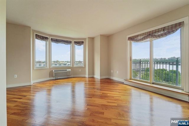 6210 City Place, Edgewater, NJ 07020
