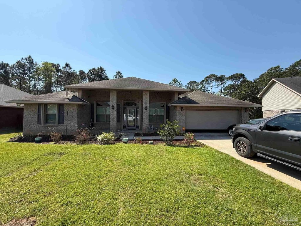 243 Tree Swallow Dr, Pensacola, FL 32503