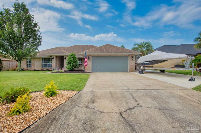 7667 Marthas Way, Navarre, FL 32566