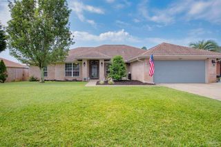 7667 Marthas Way, Navarre, FL 32566