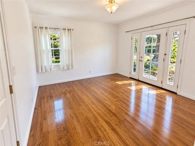 1104 N Screenland Drive, Burbank, CA 91505