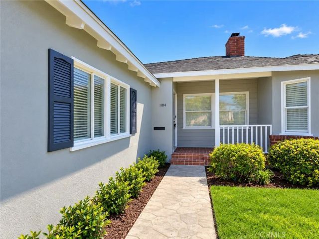 1104 N Screenland Drive, Burbank, CA 91505