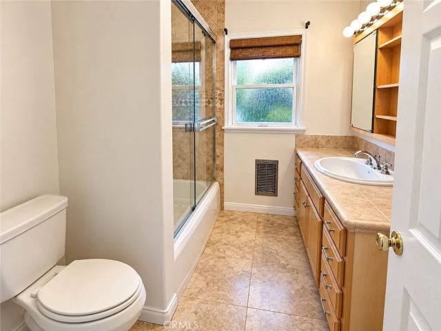 1104 N Screenland Drive, Burbank, CA 91505