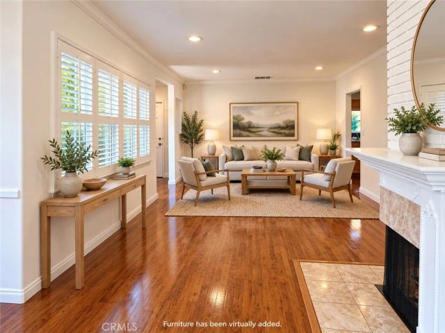 1104 N Screenland Drive, Burbank, CA 91505