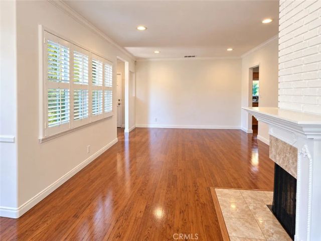 1104 N Screenland Drive, Burbank, CA 91505