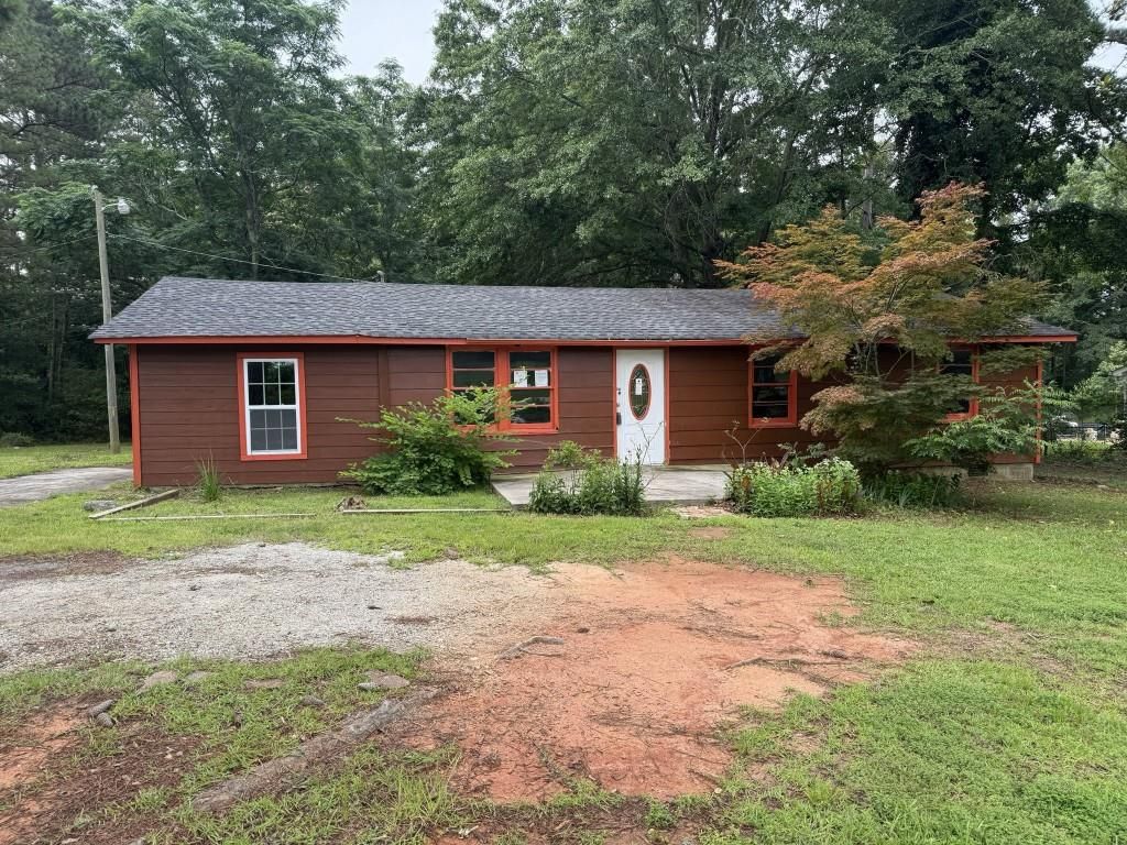 144 Flat Rock Road, Oxford, GA 30054