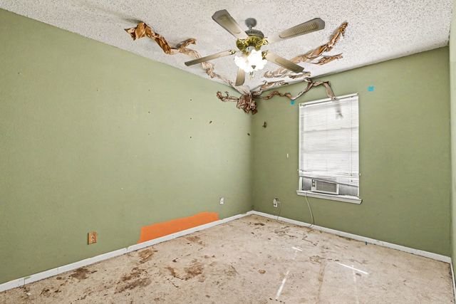 1732 Tanglewood Drive, Azle, TX 76020