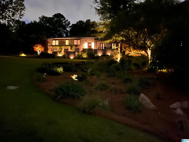 748 MONTGOMERY DRIVE, Mountain Brook, AL 35213