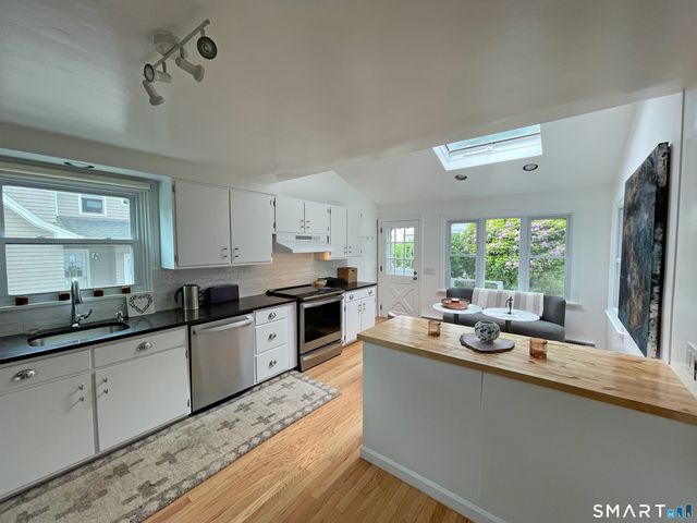48 Hilton Street, Darien, CT 06820