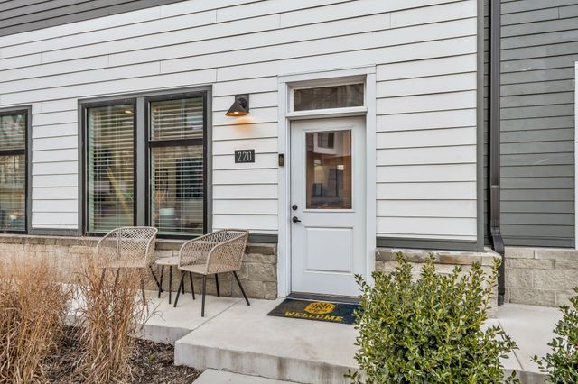 220 Hart St, Nashville, TN 37210