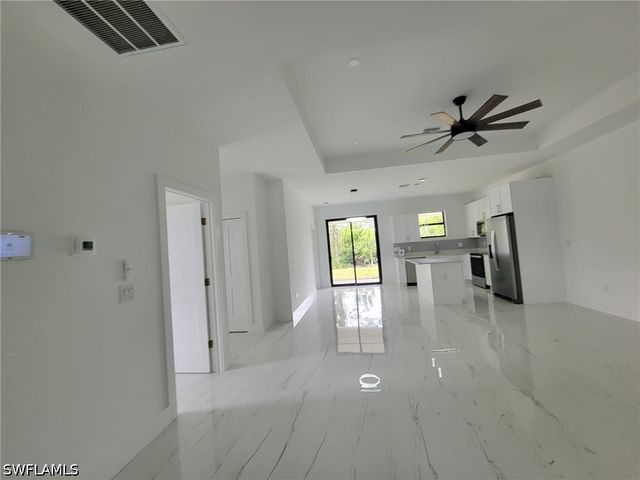 886 Milwaukee BLVD, Lehigh Acres, FL 33974