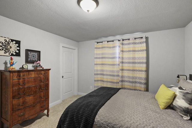 426 Peterson Trail, Oregon, WI 53575