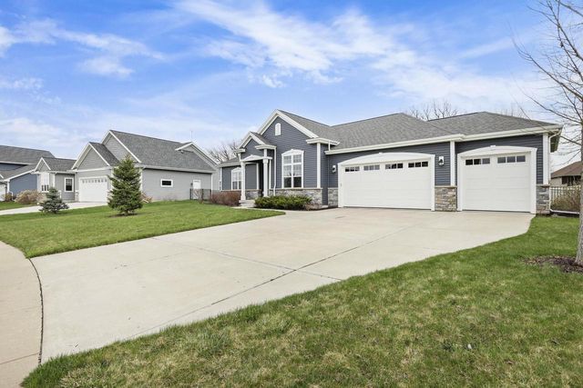 426 Peterson Trail, Oregon, WI 53575