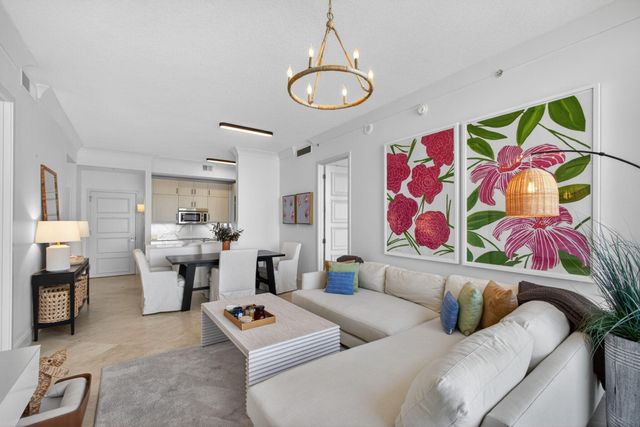 550 Okeechobee Boulevard Uph-04, West Palm Beach, FL 33401