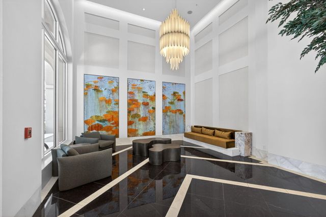 550 Okeechobee Boulevard Uph-04, West Palm Beach, FL 33401