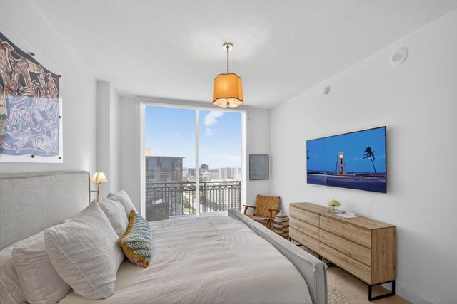 550 Okeechobee Boulevard Uph-04, West Palm Beach, FL 33401