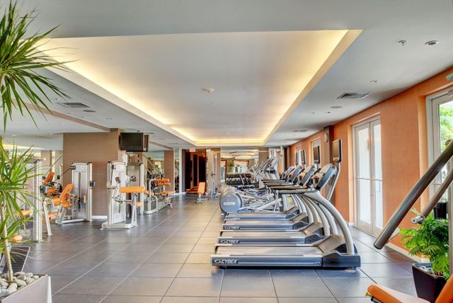 550 Okeechobee Boulevard Uph-04, West Palm Beach, FL 33401