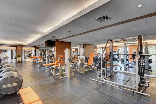 550 Okeechobee Boulevard Uph-04, West Palm Beach, FL 33401