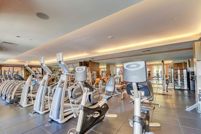 550 Okeechobee Boulevard Uph-04, West Palm Beach, FL 33401
