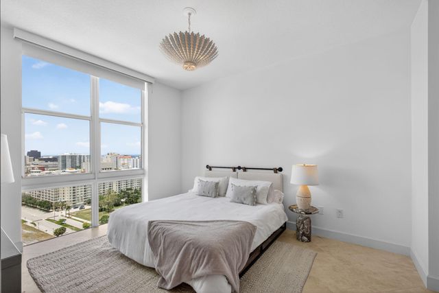 550 Okeechobee Boulevard Uph-04, West Palm Beach, FL 33401