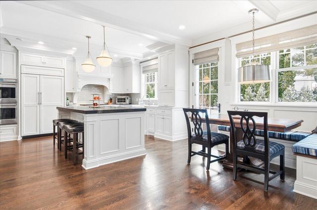 5204 Glengarry Parkway, Edina, MN 55436