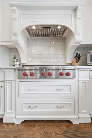 5204 Glengarry Parkway, Edina, MN 55436