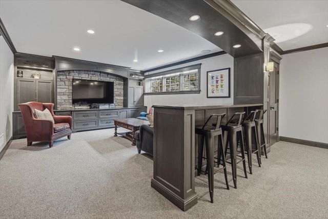 5204 Glengarry Parkway, Edina, MN 55436