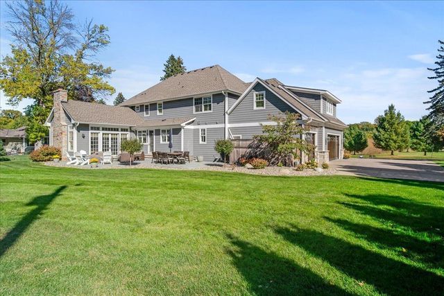 5204 Glengarry Parkway, Edina, MN 55436