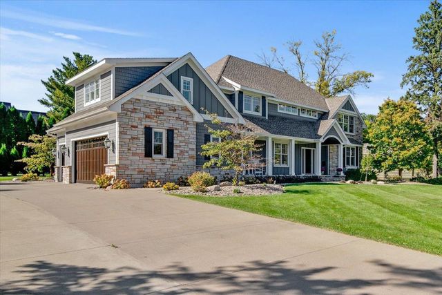 5204 Glengarry Parkway, Edina, MN 55436