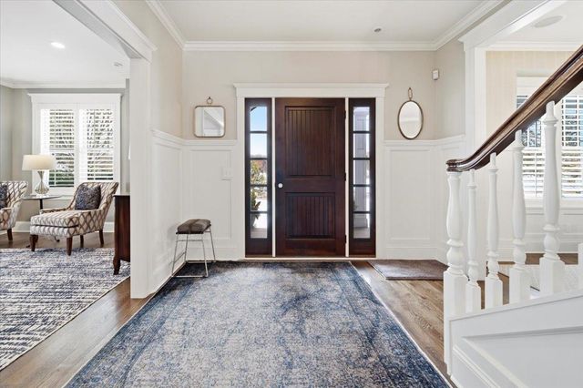 5204 Glengarry Parkway, Edina, MN 55436