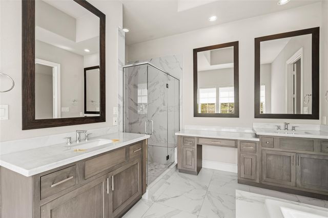 10902 Grove Tree Lane, Houston, TX 77043