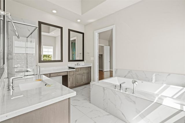 10902 Grove Tree Lane, Houston, TX 77043