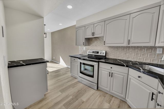 950 S VALENCIA -- 25, Mesa, AZ 85202