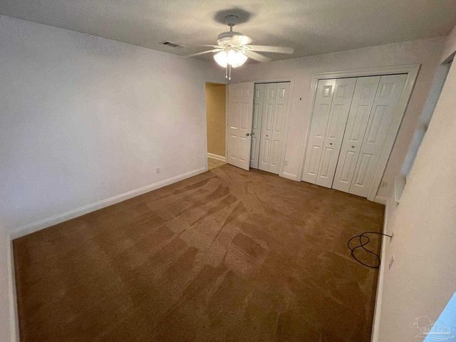 5955 Hermitage Dr, Pensacola, FL 32504